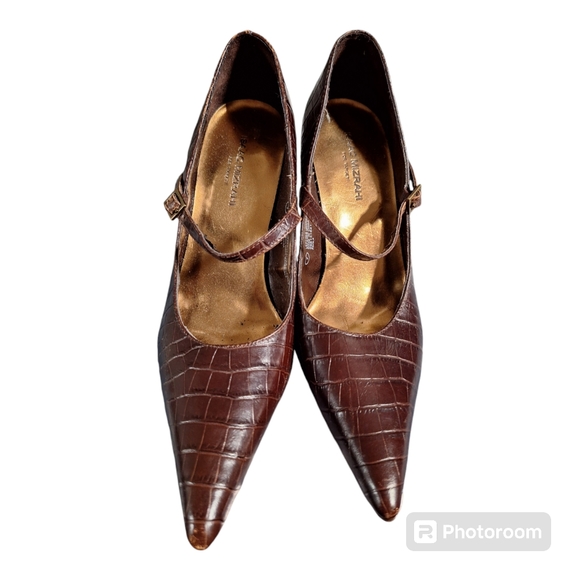 Issac Mizrahi Brown Leather Pumps with Adjustable Ankle Strap - Size 7 - Picture 2 of 8